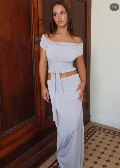 La Marie Raya Set in Grey