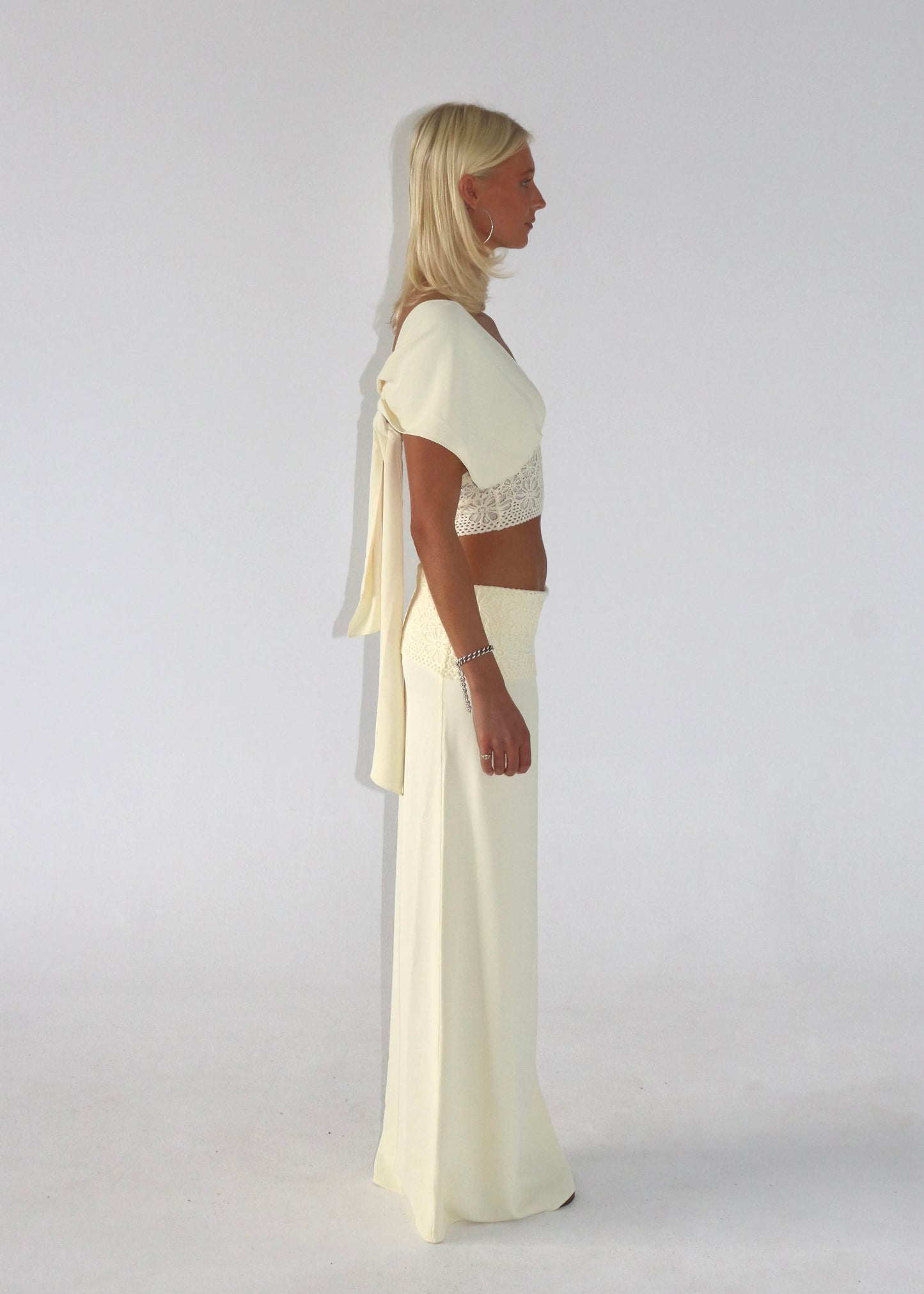 Solamusa Isla Set in Butter Yellow