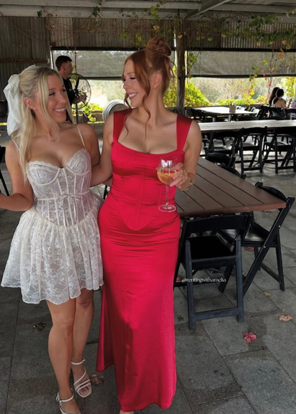 I Am Delilah Valerie Set in Cherry