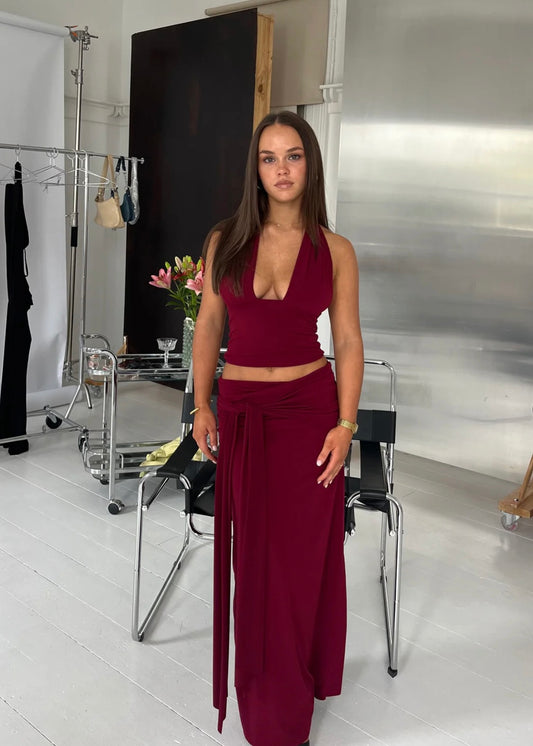 La Marie Sofia Set in Burgundy